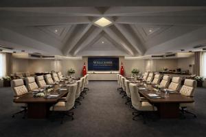 World Star Beach Resort & Spa