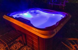 Heated Pool SPA BBQ4 Bedroom