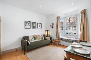 Maisonette House in Hove - Hosted by StaySejour - Free Parking