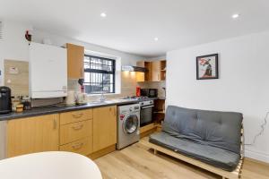 Private 1 Bed apartment Kings Cross London Zone1