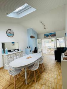 Maison 200m plage rue pietonne
