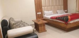 Hotel Priya Palace