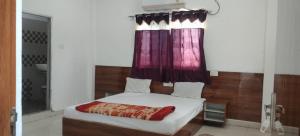 Hotel & Bothgaya Waterpark