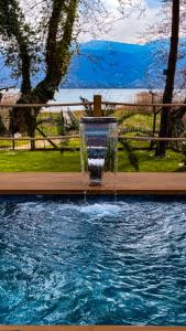 Shore of Sapanca Lake Çatı Villa Lakehouse