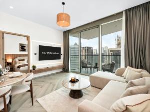 Peninsula Three Residences by La Coleccion Stays