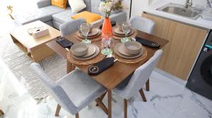 Elegant 1BR Retreat - Chic Central City Haven