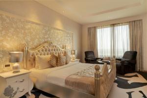 Orange Megastructure