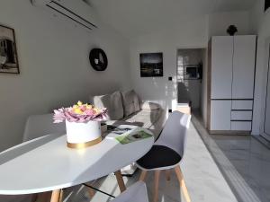 Lake View Terrace Apartment Dapcevic