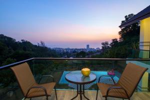 4-Bedroom Panoramic Sea View Villa Pool, Airport Pick-Up Service, Maid Cleaning, Near Karon Beach