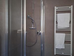 Casa Relax Ihr stilvoller Rückzugsort in Bogliaco zwischen Golf und Yachtclub mit TG Stellplatz