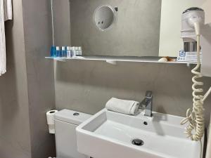 Wavia Hotel - Adults only