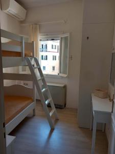 Taxiarxon Charm Apartment