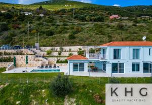 Two villas Golden sun villas with private pools near Skala village