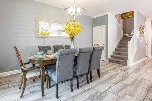 Disney Getaway Luxury Villa with Private Pool Game Room. Book Now CG886