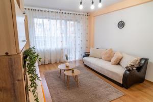 Mirror Loft - Coresi District