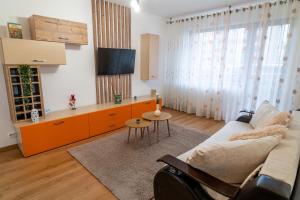 Mirror Loft - Coresi District