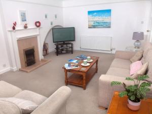 Weymouth Bay Apartment C