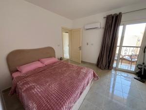 Clubside Retreat in Rehab City