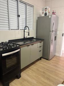 Kitnet bem equipada para 2 pessoas