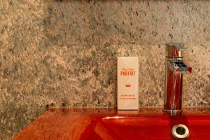 Arc de Triomphe - Home in City - AC & Parking
