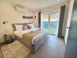 Local-Lux Garden Residence A- 2 Bedrooms-Terrace