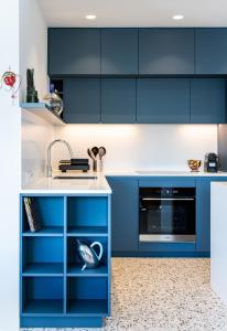 Colorful & Modern 2Bdrm Apartment in Koukaki