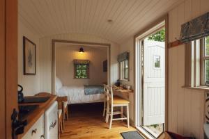 Shepherds Hut - Jasmine
