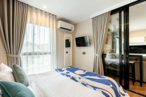 Stylish Sea View Apartment Near Nai Harn Gym Pool