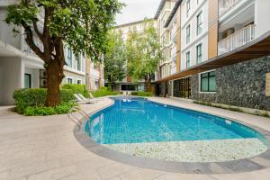 Stylish Sea View Apartment Near Nai Harn Gym Pool