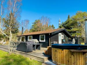 Summer House With Wilderness Bath By Kårup Forest