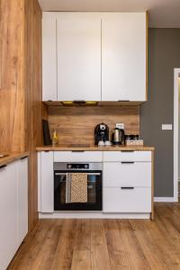 Modern 2BR apt in WestPoint close to Medical Uni