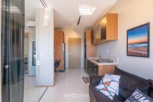 Aptos completos em prédio c piscina e academia a 500m da Praia em Salvador- HPAs