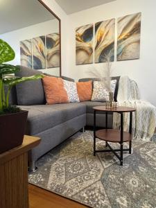 Shanes Spot Pool Netflix and Wi-Fi near CBD