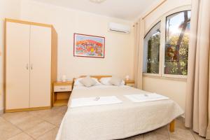 Oasis apartment with terrace