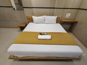 Hotel Sri Lodge Kalyan - Couple Friendly Hotel