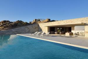 Aetos Cave Villa With Sunset