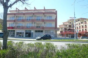 Семеен хотел Пудев