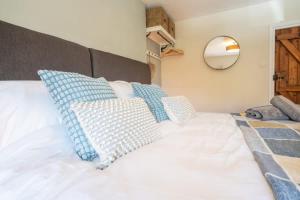 Beech Cottage - Family Cottage in the Peak District