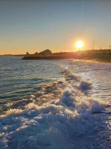 Appartement privé à 50 m de la mer, résidence avec piscine