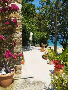 Το Μικρό Πέτρινο Σπίτι