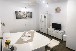 FLH - Chic Studio in Old Town