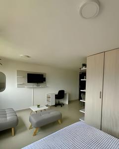 Premium white loft en Medellín