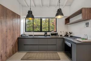 Lux Penthouse Provenza 5 star Location Fast Wifi