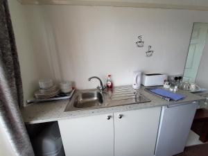 Sunnyside Apartment