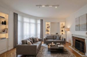 3BR Notre Dame Chanoinesse