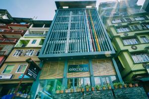 Sparrow Elements Boutique 2 min walk To Mg Marg