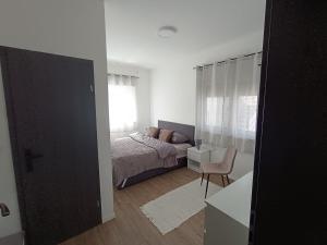MORLAK - Guest House - Restaurant - Gated parking