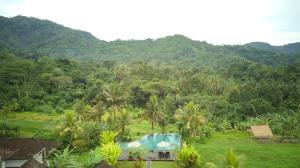 Green Hill Bungalows
