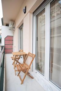 Athenian Glow Fully Renovated Apartment