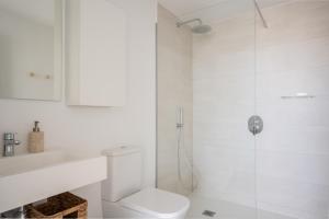 Stylish Luxury Suite with Terrace in Higueron